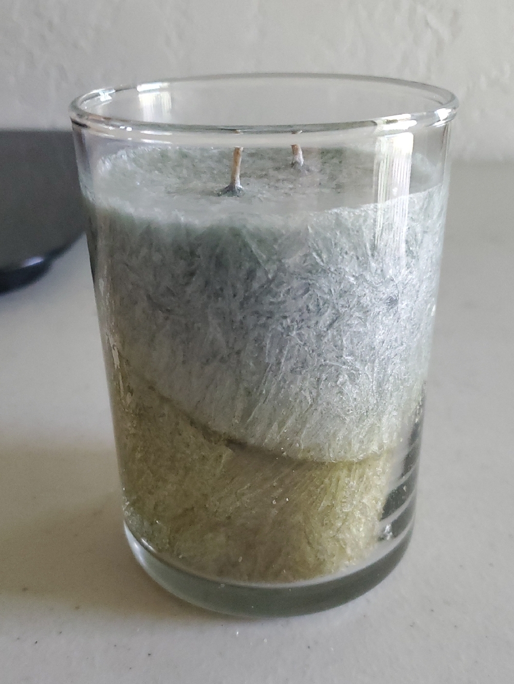 Crisp Cotton Breeze two tone textured Palm Candle 2 wicks Home Interiors New ret